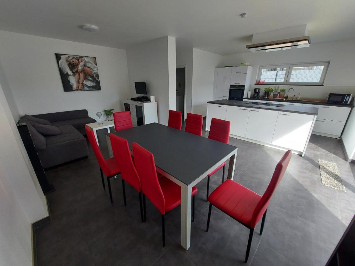 Lovely 2 Bedrooms Of Totally 30 M2 With Private Balcony Vichten Kültér fotó