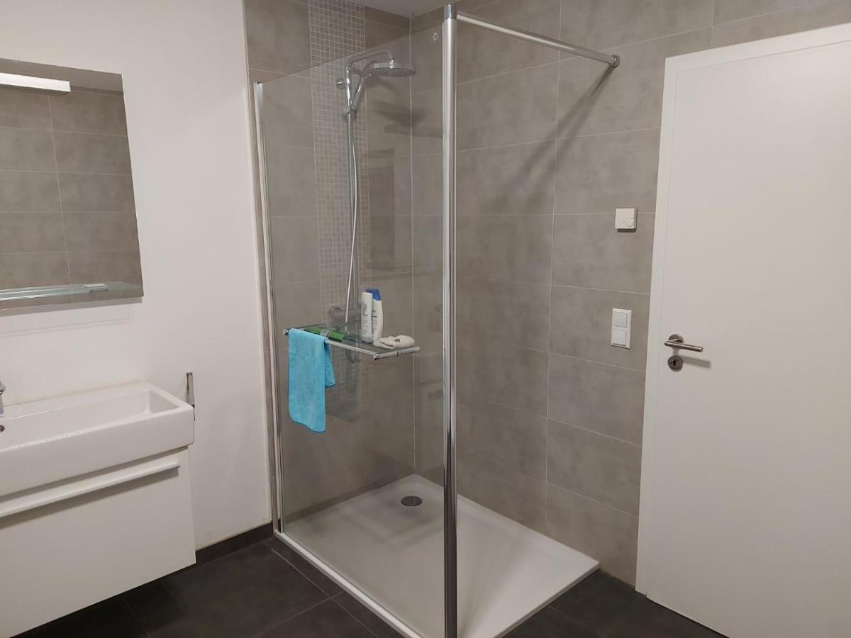 Lovely 2 Bedrooms Of Totally 30 M2 With Private Balcony Vichten Kültér fotó