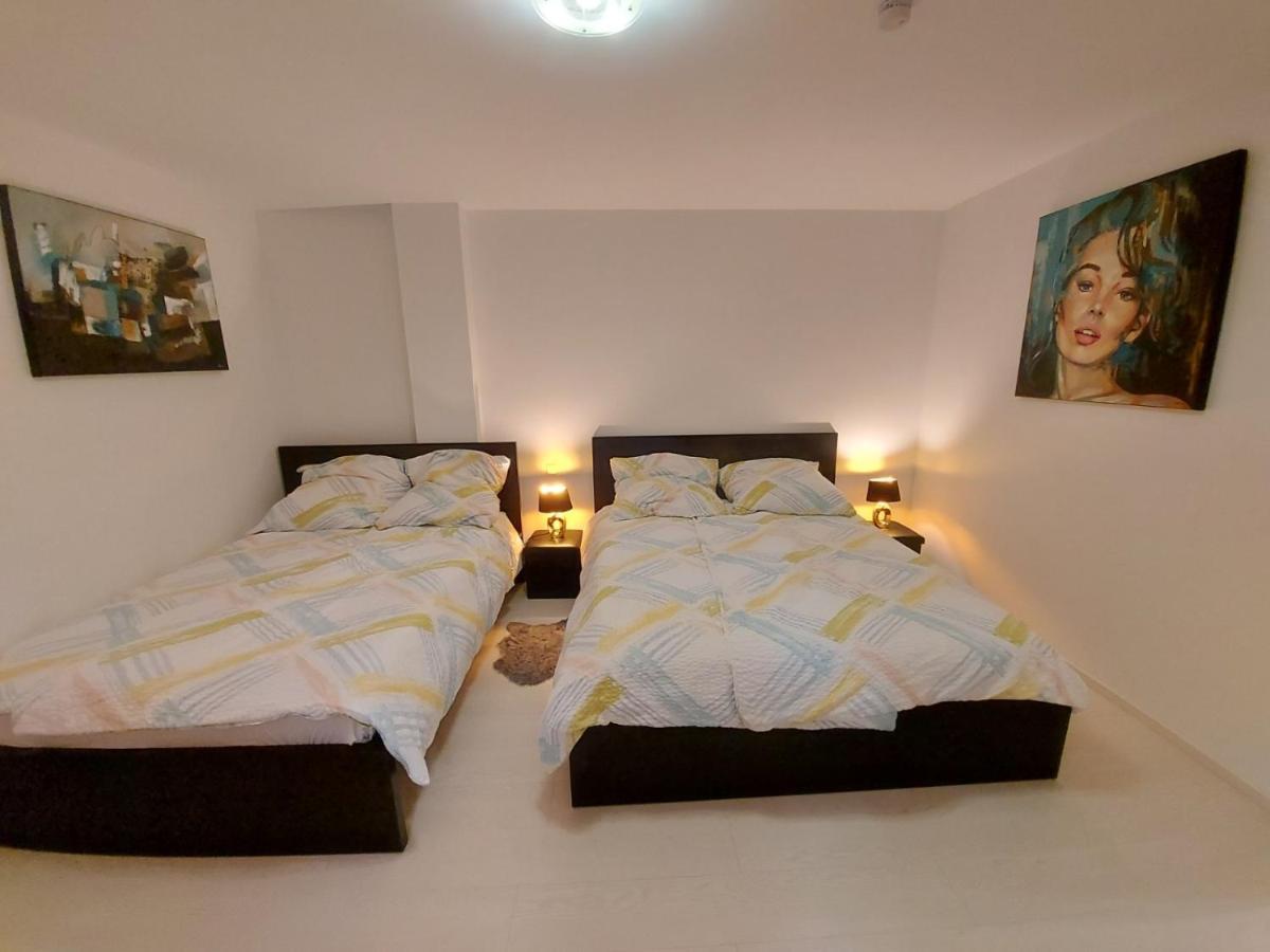 Lovely 2 Bedrooms Of Totally 30 M2 With Private Balcony Vichten Kültér fotó